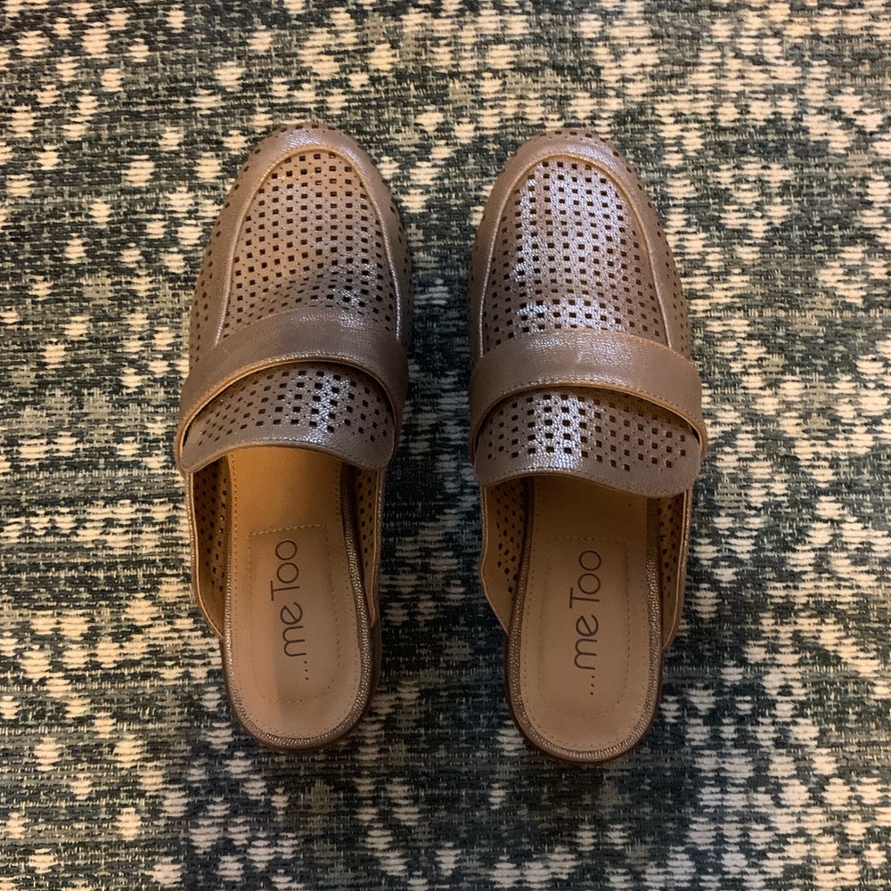 Golden mules